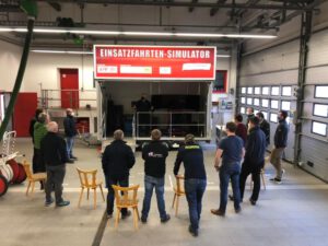 Read more about the article Der Einsatzfahrtensimulator (kurz EFASI) macht halt im Landkreis Landshut