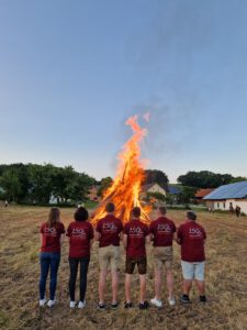 Mehr über den Artikel erfahren Feuerwehr Neufahrn zeigt sich im 150 Jahre Gründungsfestoutfit