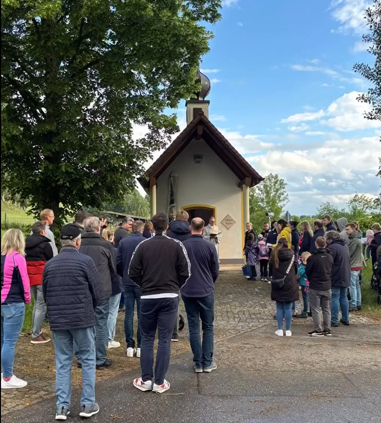 Mehr über den Artikel erfahren Schönwetterbitten für das Gründungsfest