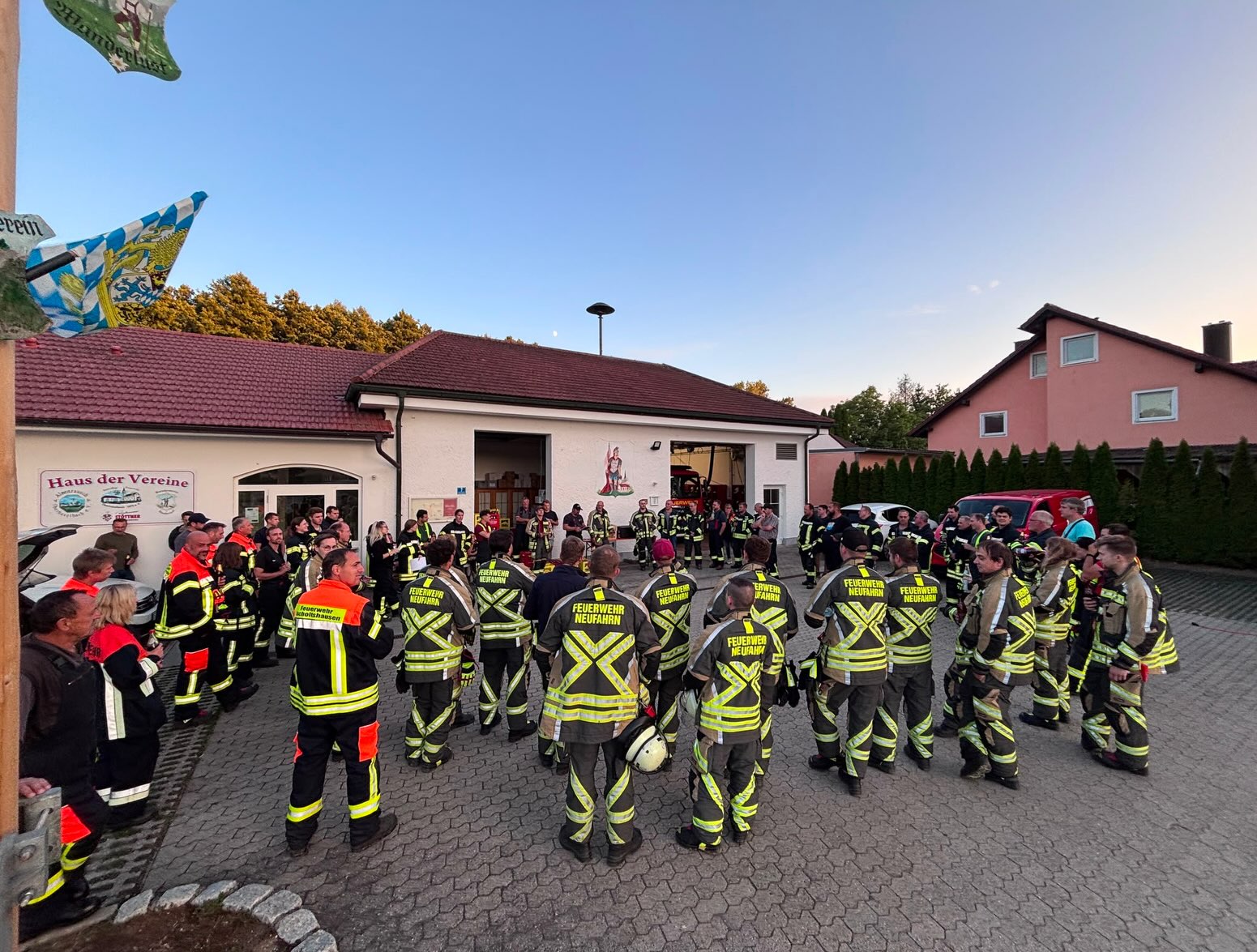 Mehr über den Artikel erfahren Gemeinschaftsübung in Oberhaselbach